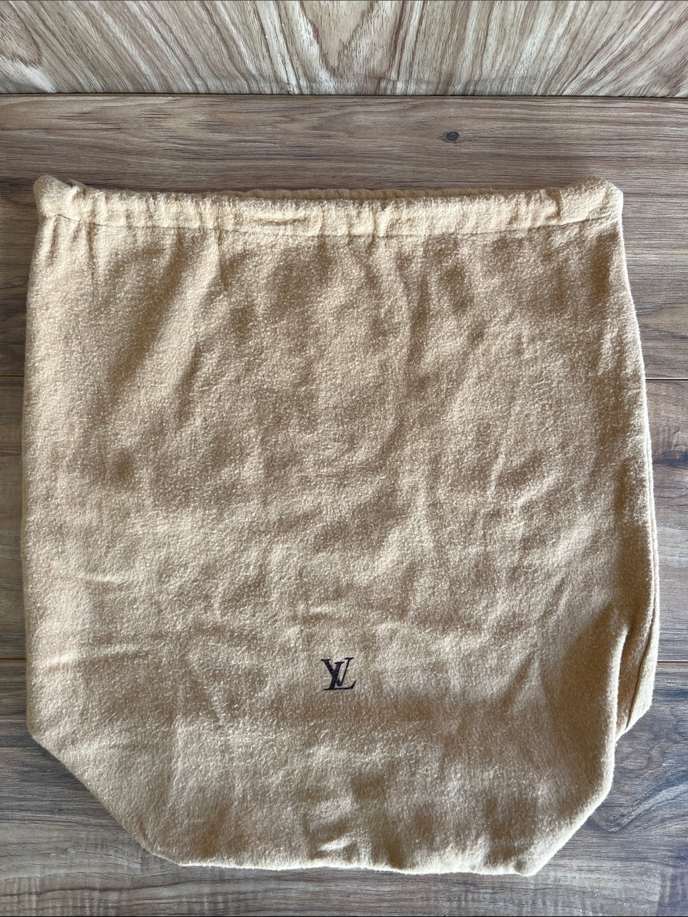 Pre-owned Louis Vuitton Beige/Tan Drawstring Dust Pouch with LV Monogram